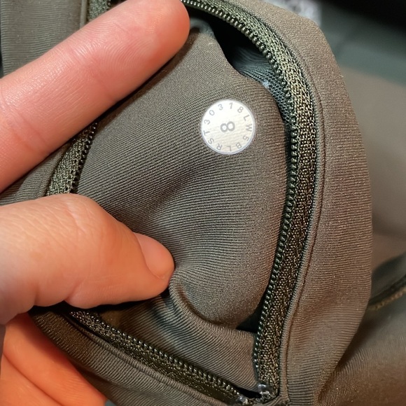 Lululemon Speed Up Camo Green Mesh Legging Size 8 - Picture 5 of 8